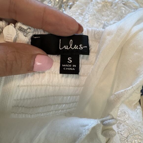 NEW Lulus Light Breeze White Striped Crochet Lace Tiered Maxi Dress Size Small - Picture 10 of 14